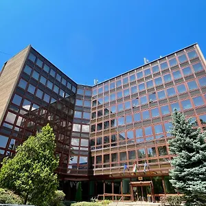 Hotel Estella Superior, Erlau
